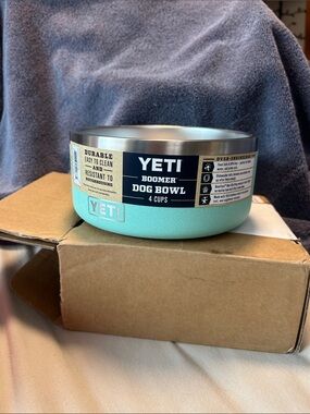 New! YETI Boomer 4 Cup Stainless Steel Dog Bowl, Seafoam Green
